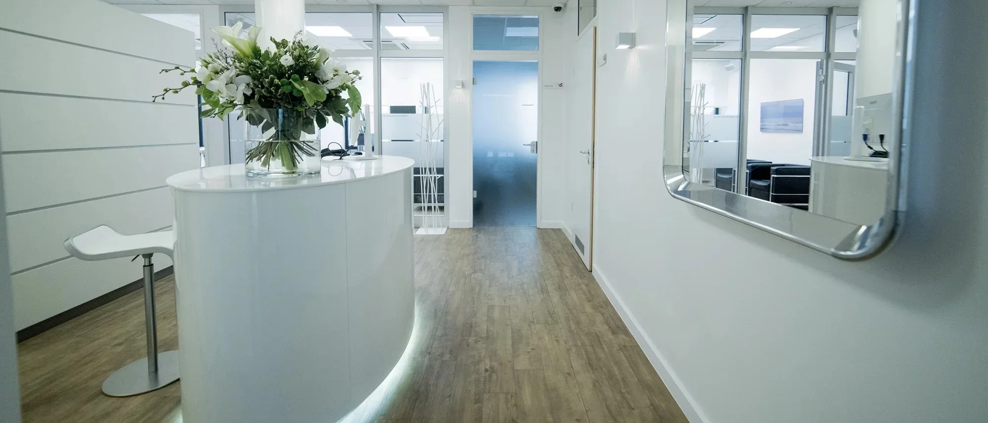 Entrance area of the Dres. Krieter dental practice in Regensburg